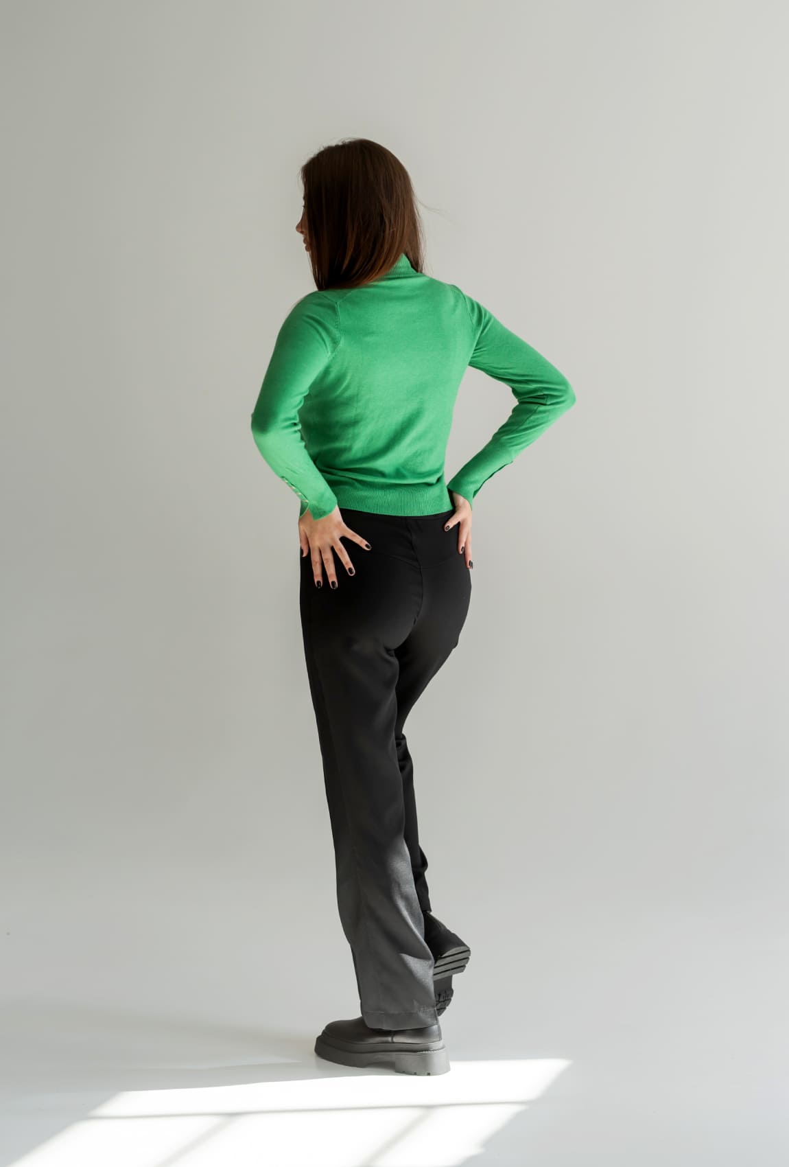 Зелений светр комір зі стійкою —  768200. Maritel. Зображення 1